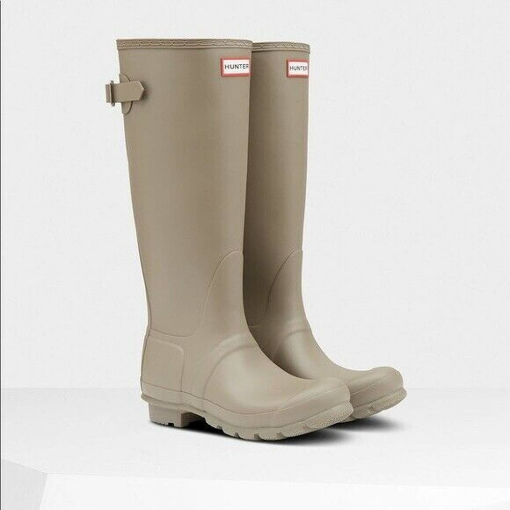 Hunter Tall Adjustable Back Waterproof Boot Taupe